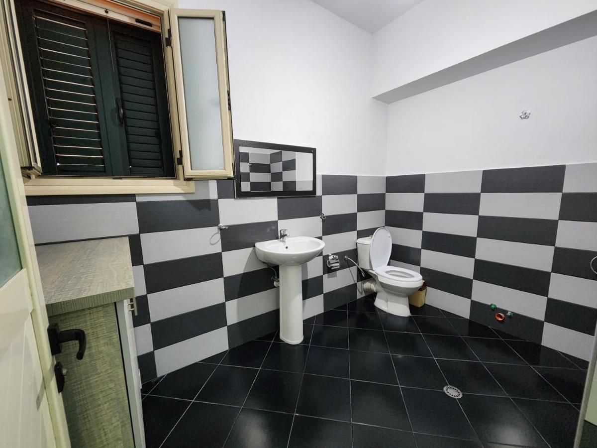 Villa Orange Vlorë 외부 사진